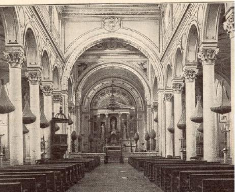 Igreja destru&iacute;da de Valparaiso