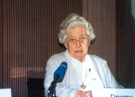 Eleanor Dewey Colonia 1999